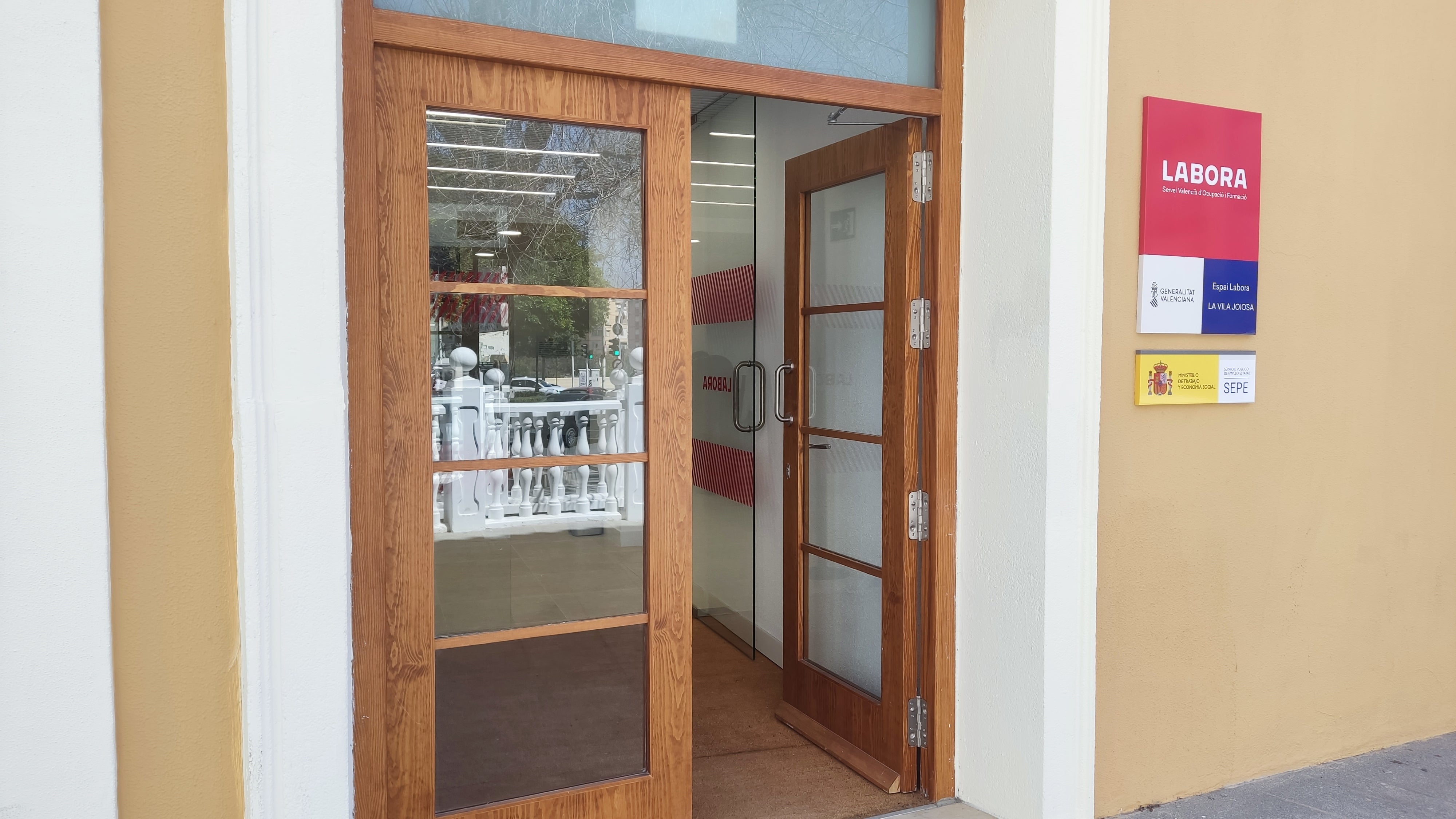 El LABORA de La Vila Joiosa abre sus nuevas instalaciones El LABORA de La Vila Joiosa abre sus nuevas instalaciones