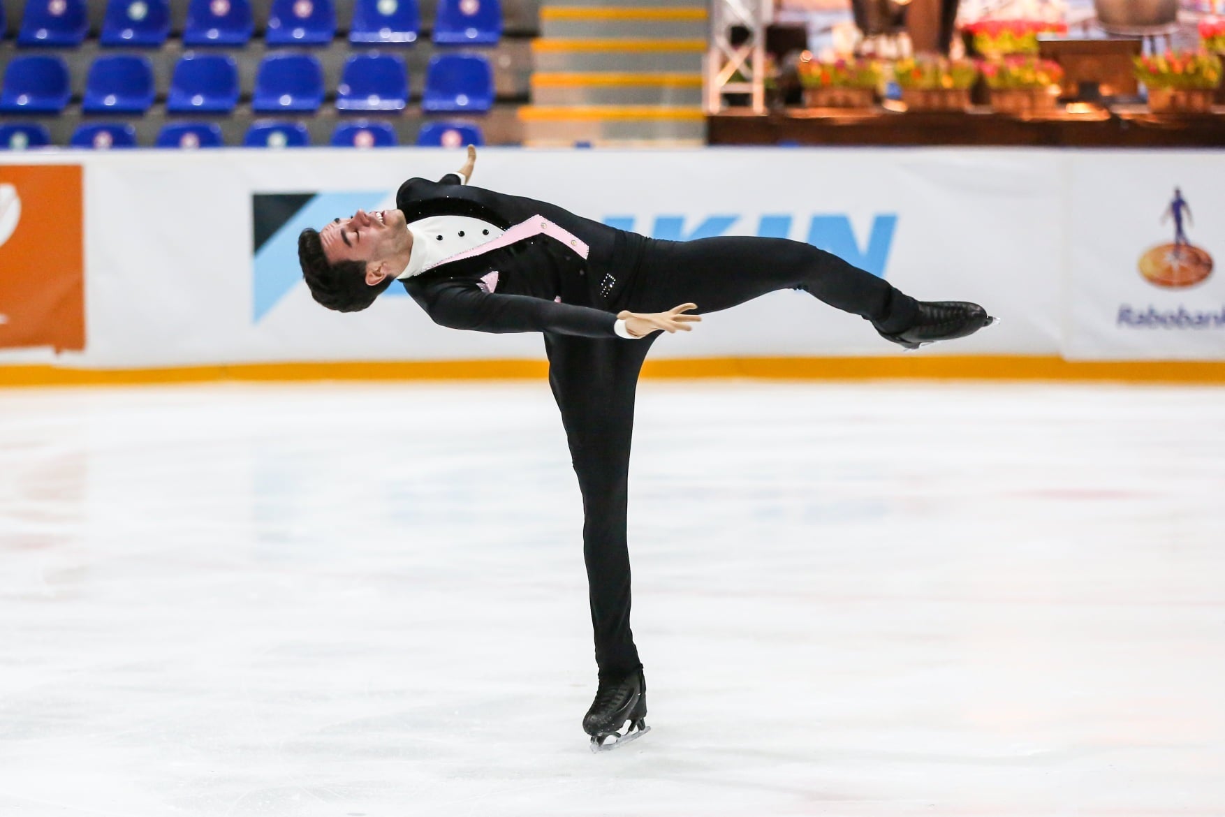 Tomás Guarino: "mi objetivo es el top 5 del patinaje artístico mundial" Tomás Guarino: "mi objetivo es el top 5 del patinaje artístico mundial"