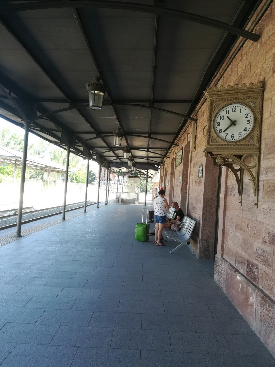 Teruel Existe y la Plataforma en Defensa del Ferrocarril piden el restablecimiento del tren diario con Valencia Teruel Existe y la Plataforma en Defensa del Ferrocarril piden el restablecimiento del tren diario con Valencia
