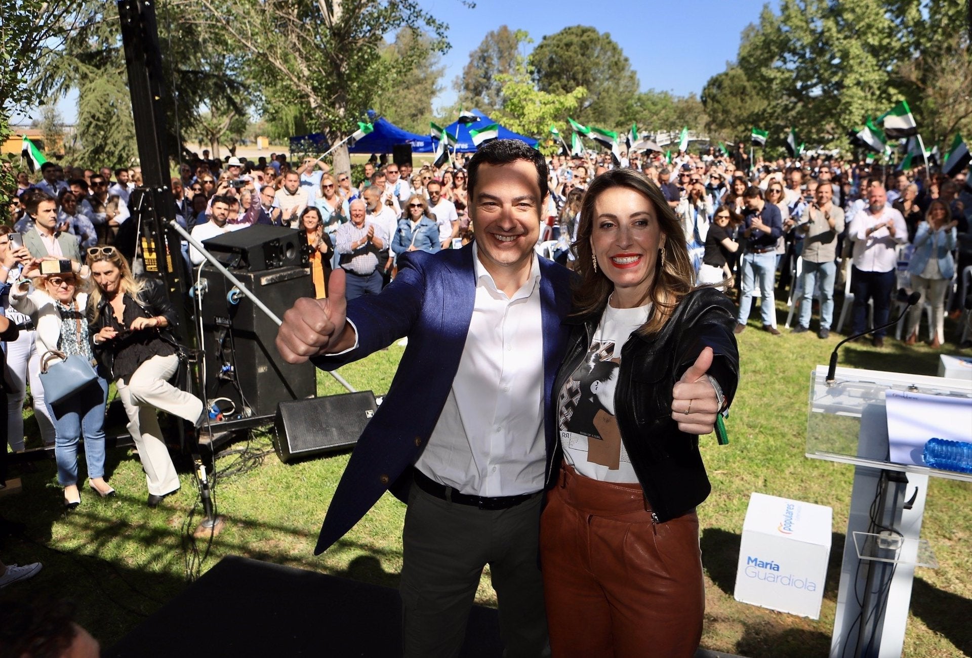 El presidente andaluz apoya en Mérida la candidatura de María Guardiola para el 28M El presidente andaluz apoya en Mérida la candidatura de María Guardiola para el 28M