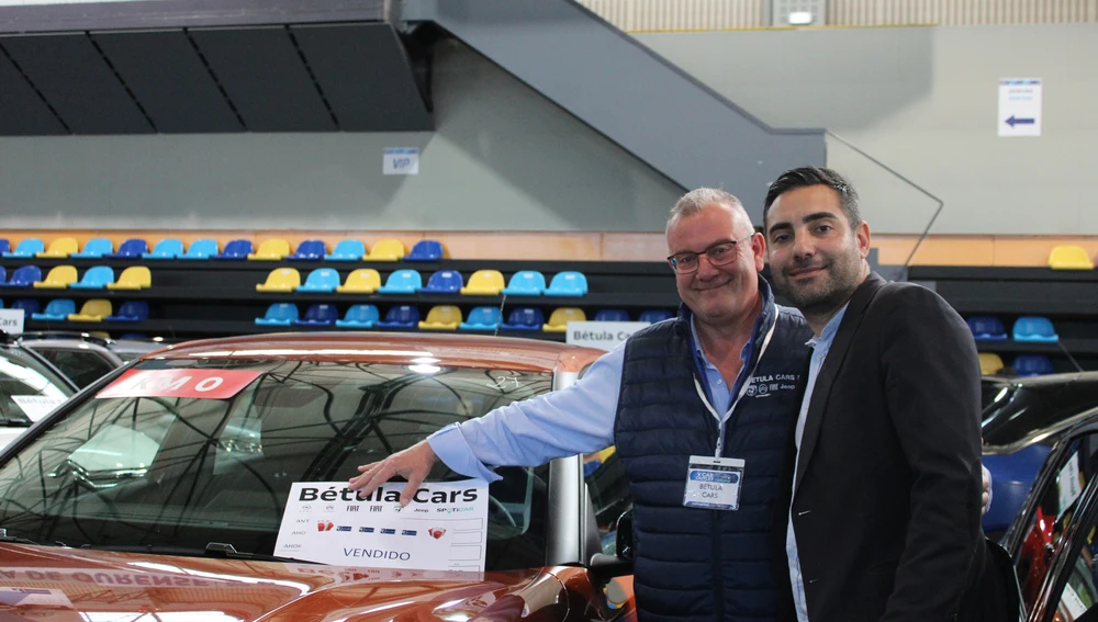 O V Car Outlet pecha con 127 coches vendidos e 3.400 visitas O V Car Outlet pecha con 127 coches vendidos e 3.400 visitas