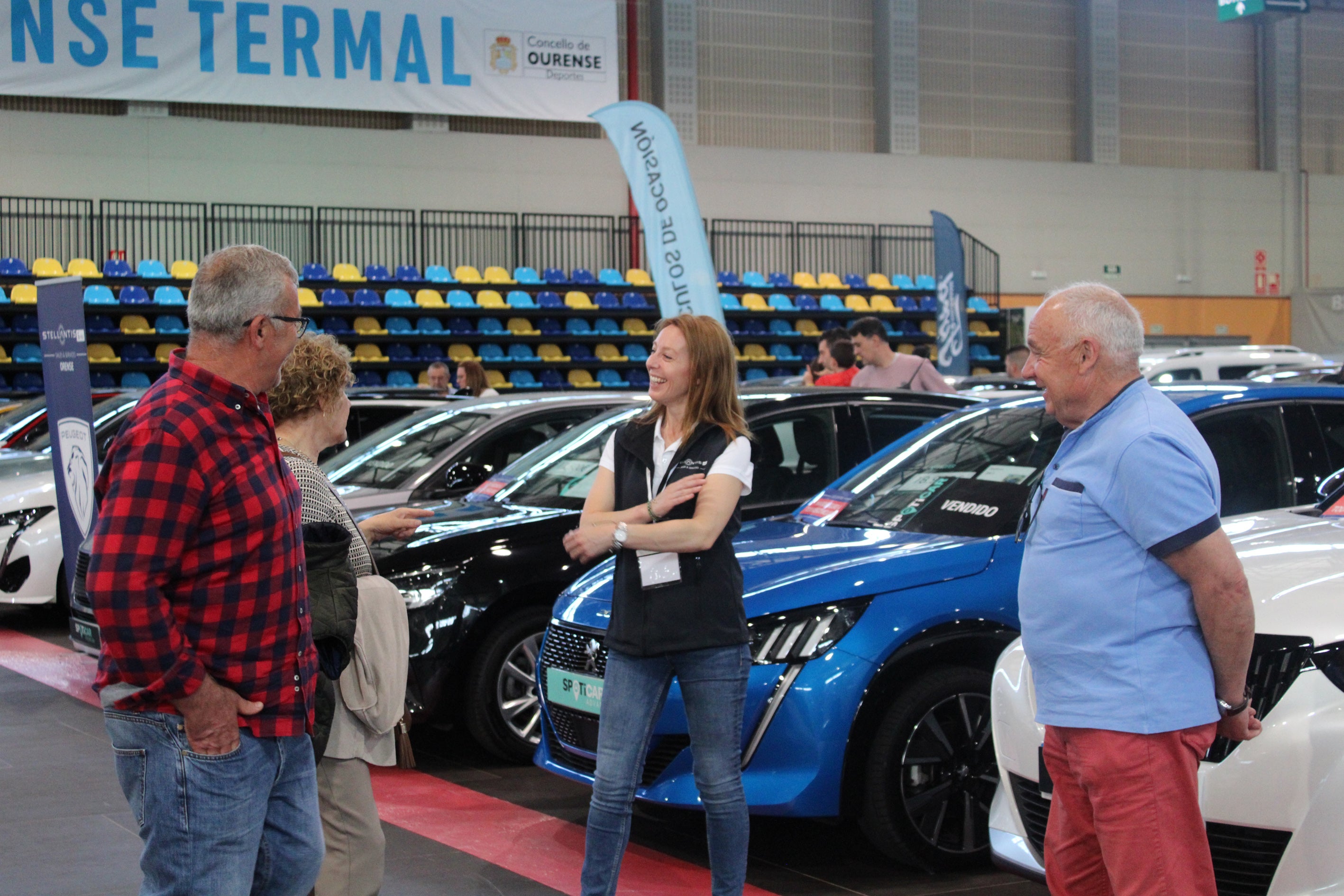 O V Car Outlet pecha con 127 coches vendidos e 3.400 visitas O V Car Outlet pecha con 127 coches vendidos e 3.400 visitas