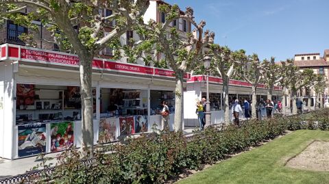 La XL edici&oacute;n de la Feria del Libro de Alcal&aacute; de Henares permanecer&aacute; en la Plaza de Cervantes hasta el 2 de amyo