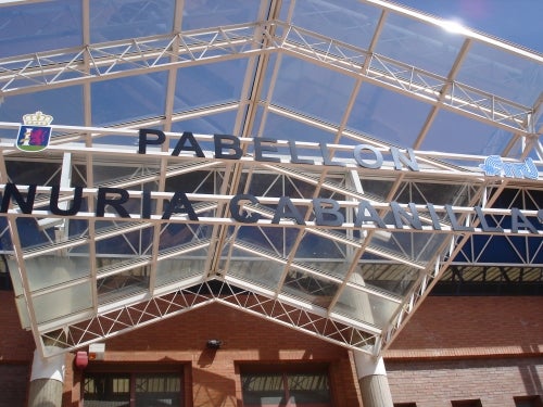 La I Copa de Pádel para mayores de 60 años de Badajoz se celebrará el 27 de abril en el pabellón deportivo 'Nuria Cabanillas' de San Roque La I Copa de Pádel para mayores de 60 años de Badajoz se celebrará el 27 de abril en el pabellón deportivo 'Nuria Cabanillas' de San Roque