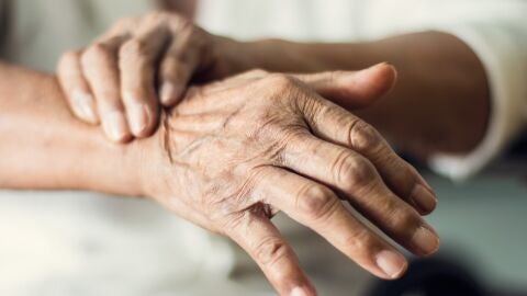 Una tecnica no invasiva en el cerebro permite el tratamiento genetico contra el parkinson