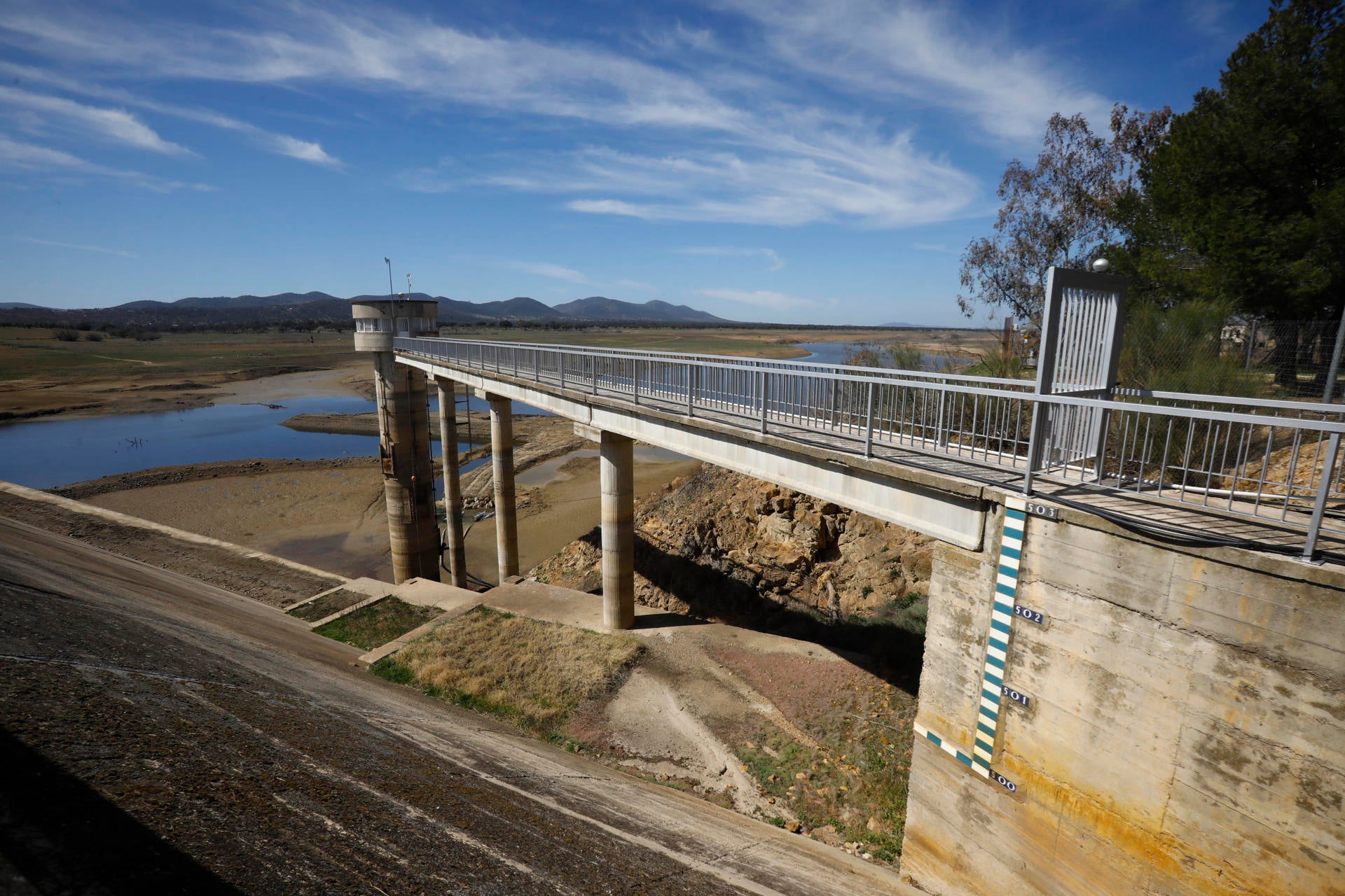 Emproacsa corta el agua por la noche al Guadiato y Los Pedroches Emproacsa corta el agua por la noche al Guadiato y Los Pedroches