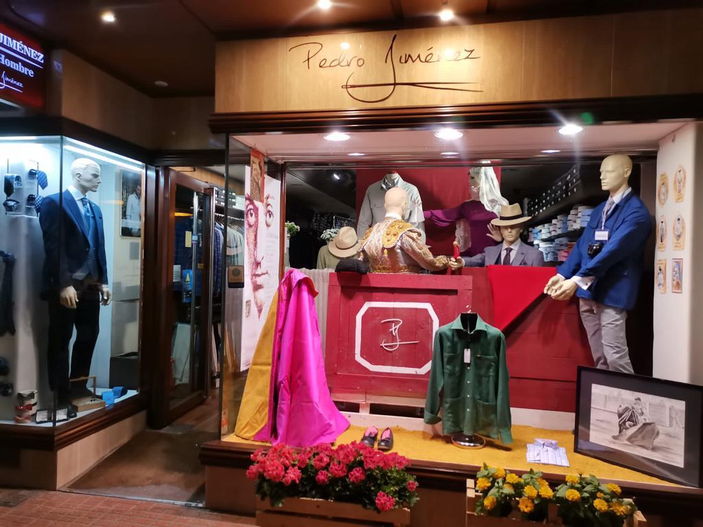 Lances de Futuro convoca el III Concurso de Decoración Taurina de Escaparates Comerciales de Córdoba Lances de Futuro convoca el III Concurso de Decoración Taurina de Escaparates Comerciales de Córdoba