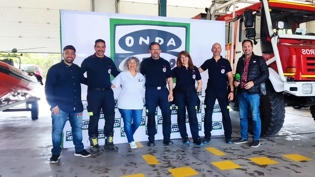 PROGRAMA ESPECIAL REALIZADO DESDE EL PARQUE DE BOMBEROS DEL CONSORCIO PROVINCIAL EN AYAMONTE PROGRAMA ESPECIAL REALIZADO DESDE EL PARQUE DE BOMBEROS DEL CONSORCIO PROVINCIAL EN AYAMONTE