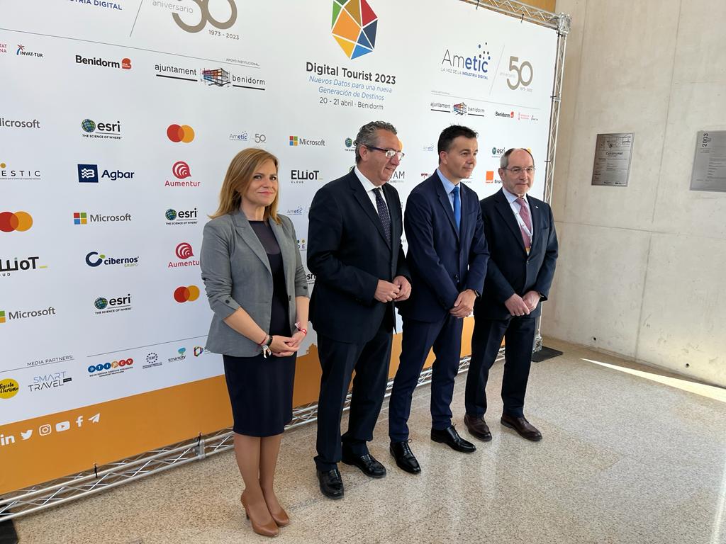 El ministro de Turismo afirma que "en breve" estará lista la Plataforma Inteligente en Destinos El ministro de Turismo afirma que "en breve" estará lista la Plataforma Inteligente en Destinos