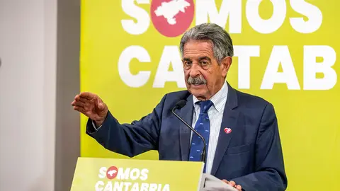 Miguel Ángel Revilla Secretario general del PRC