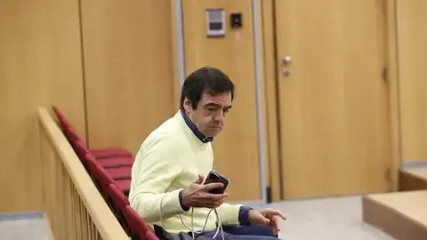 El juez condena a Iñaki Badiola a diez años de prisión, pero no irá a la cárcel El juez condena a Iñaki Badiola a diez años de prisión, pero no irá a la cárcel