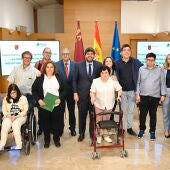 Las personas con discapacidad ya pueden pedir ayudas de la Comunidad de hasta 7.000 euros