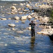 Cantabria suspenderá la pesca en ríos por la sequía