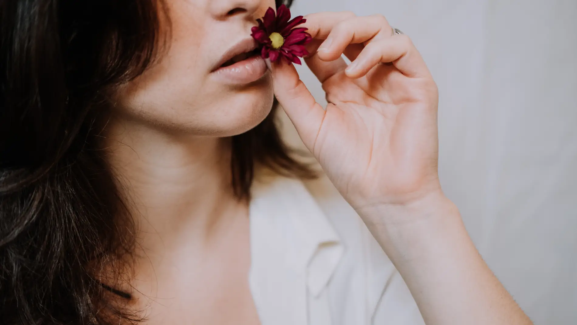 La técnica que puede ayudar a recuperar el olfato tras el covid persistente