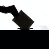 Qué personas no se pueden presentar a unas elecciones
