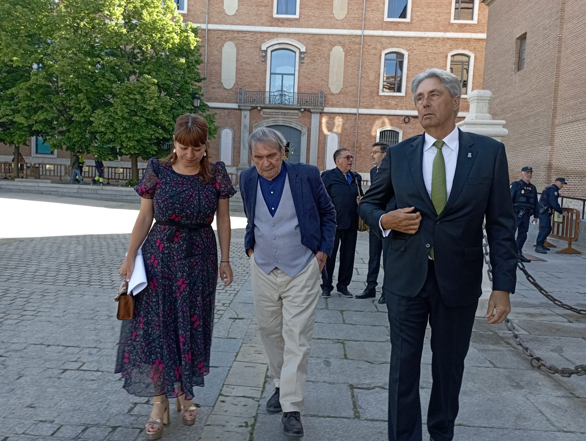 Noticias Alcalá de Henares matinal 25/04/2023 Noticias Alcalá de Henares matinal 25/04/2023