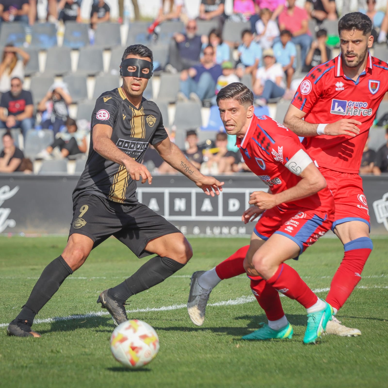 Miku: "Si marco el domingo no lo celebraré por respeto a la afición del Real Murcia" Miku: "Si marco el domingo no lo celebraré por respeto a la afición del Real Murcia"