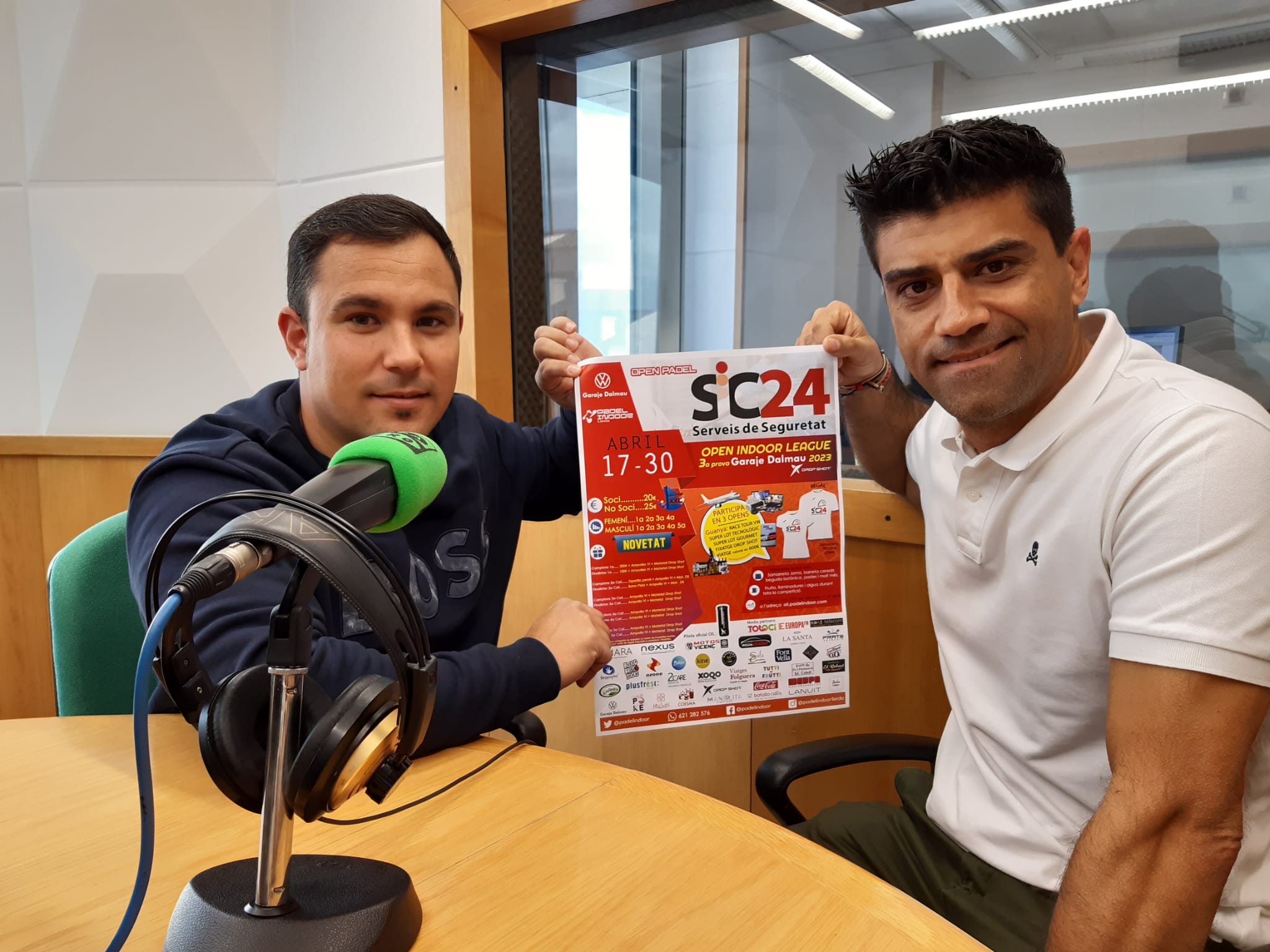 En joc l'Open Sic24 que reuneix 205 parelles a Padel Indoor Lleida En joc l'Open Sic24 que reuneix 205 parelles a Padel Indoor Lleida