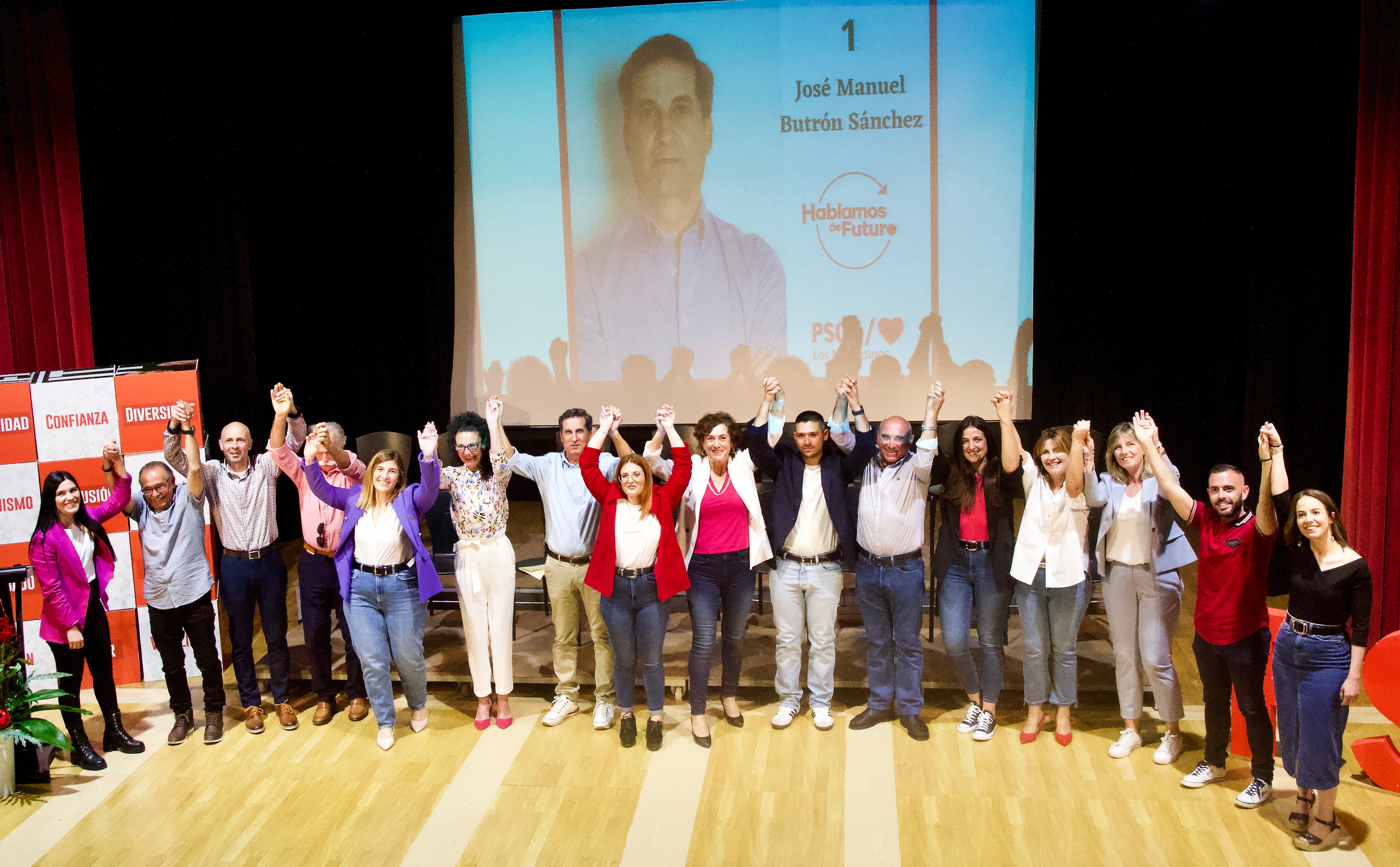 EL PSOE de Los Montesinos presenta una lista renovada “para seguir avanzando” EL PSOE de Los Montesinos presenta una lista renovada “para seguir avanzando”