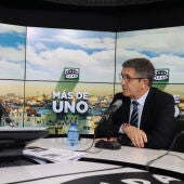 Patxi López, portavoz del PSOE en el Congreso, durante su entrevista con Carlos Alsina