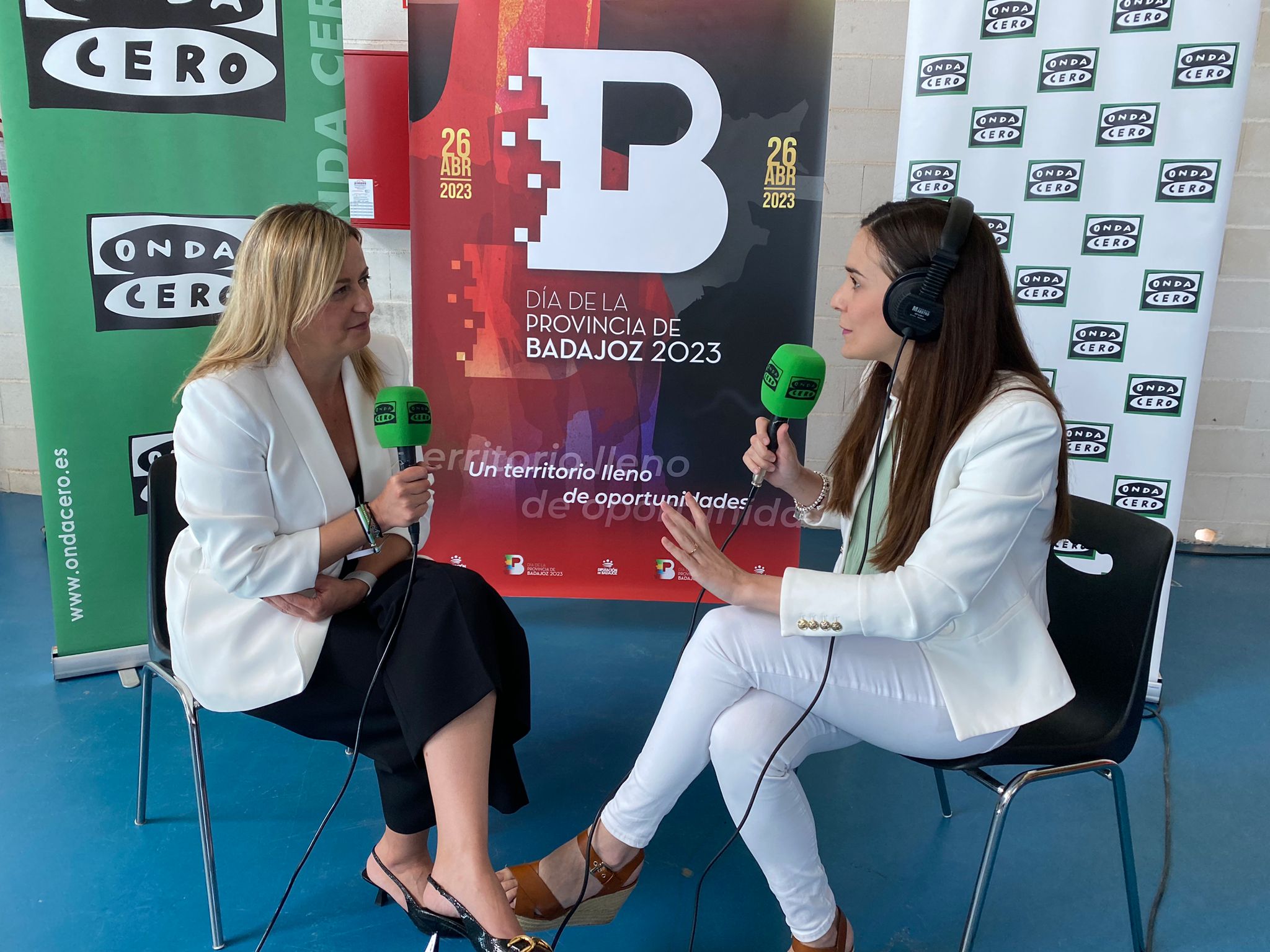 Onda Cero Extremadura se desplaza hasta Monesterio para entrevistar a los protagonistas del Día de la Provincia Onda Cero Extremadura se desplaza hasta Monesterio para entrevistar a los protagonistas del Día de la Provincia