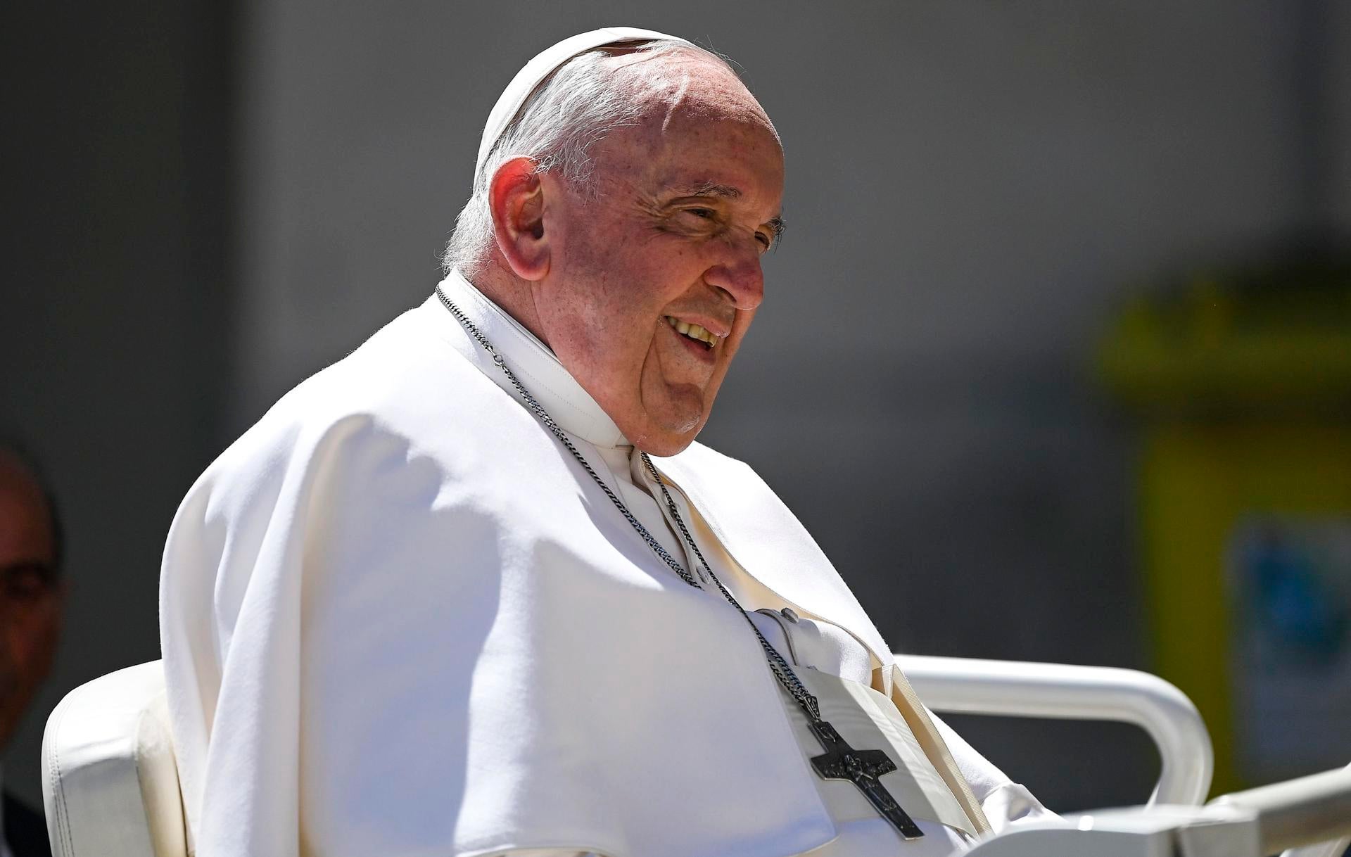 El Papa Francisco permitirá votar a mujeres y laicos en el próximo Sínodo de los Obispos El Papa Francisco permitirá votar a mujeres y laicos en el próximo Sínodo de los Obispos