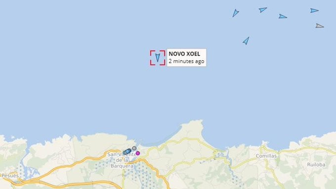 Sigue la búsqueda del pescador desaparecido al caer al mar en San Vicente de la Barquera Sigue la búsqueda del pescador desaparecido al caer al mar en San Vicente de la Barquera