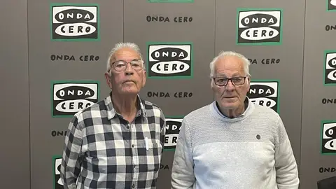Miguel y Antonio son representantes de la Asociación de jubilados y pensionistas de la Vila Joiosa. Miguel y Antonio son representantes de la Asociación de jubilados y pensionistas de la Vila Joiosa.
