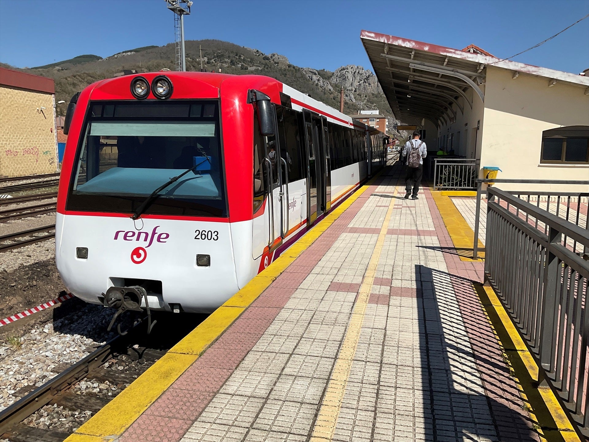 Cómo pedir los nuevos abonos gratuitos de Renfe: los cambios que debes conocer Cómo pedir los nuevos abonos gratuitos de Renfe: los cambios que debes conocer