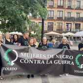 Manifestación Mujeres de Negro en Toledo
