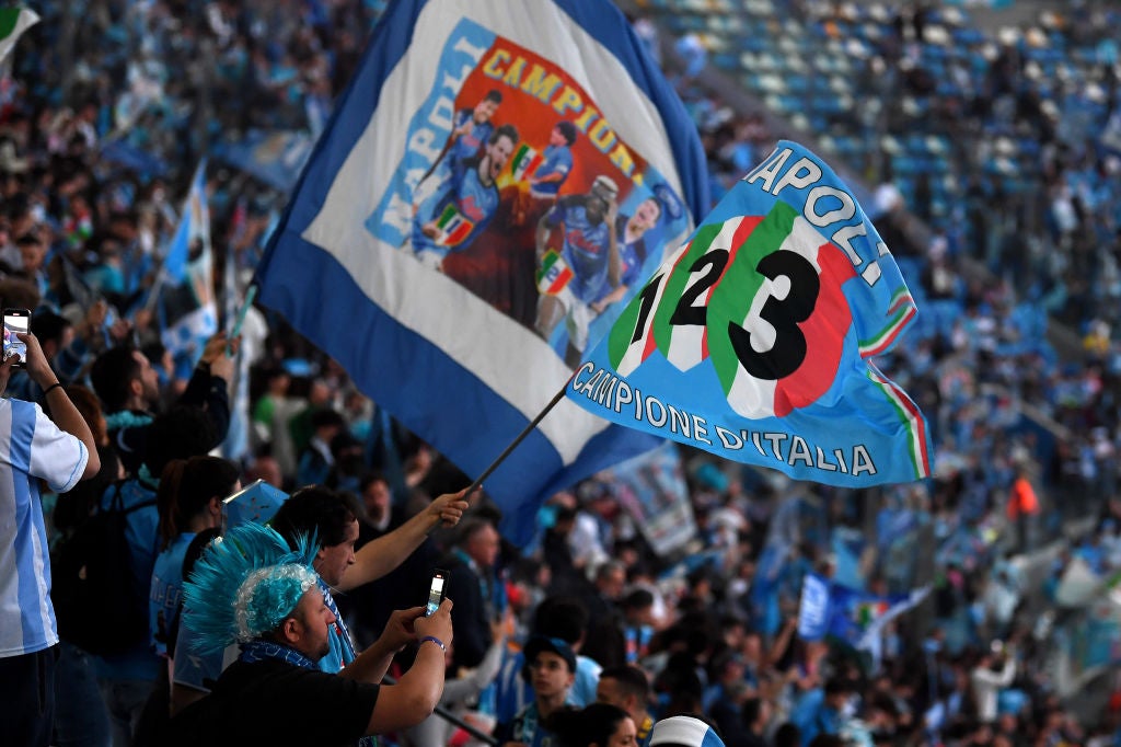 El Nápoles reconquista el Scudetto 33 años después de Maradona El Nápoles reconquista el Scudetto 33 años después de Maradona