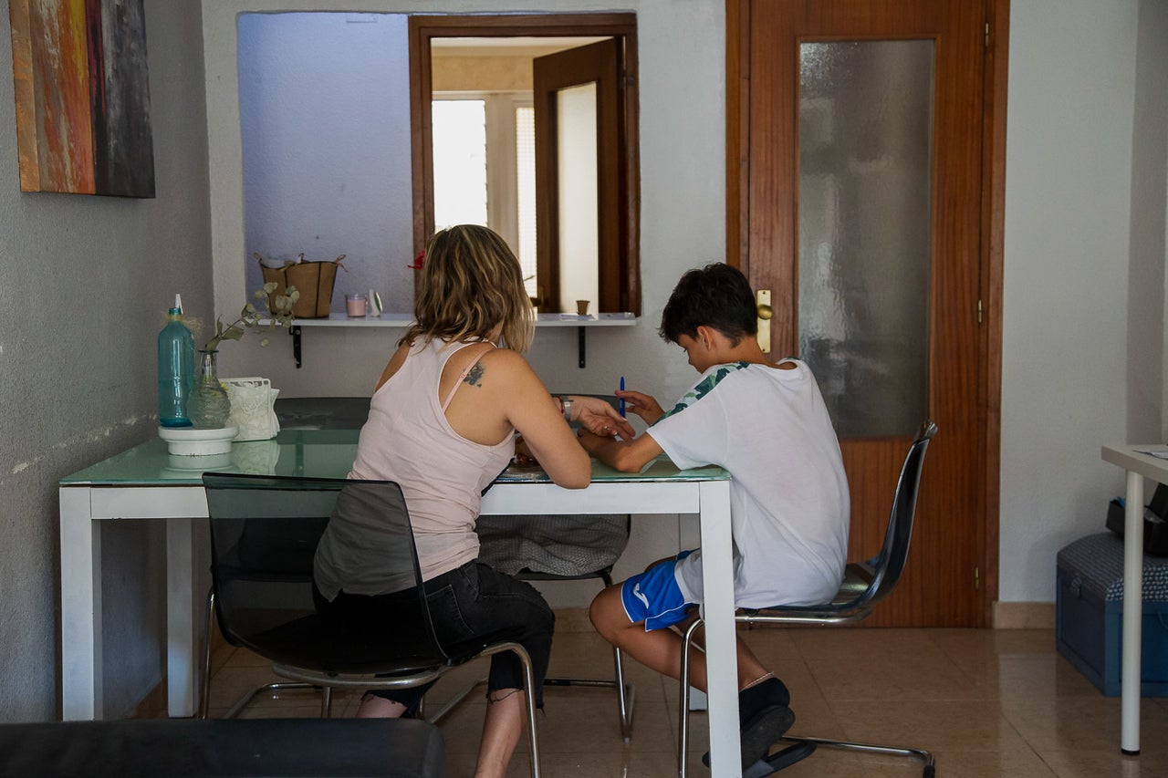 La mitad de las familias monomarentales de la Comunitat está en riesgo de pobreza o exclusión, según Save the Children La mitad de las familias monomarentales de la Comunitat está en riesgo de pobreza o exclusión, según Save the Children