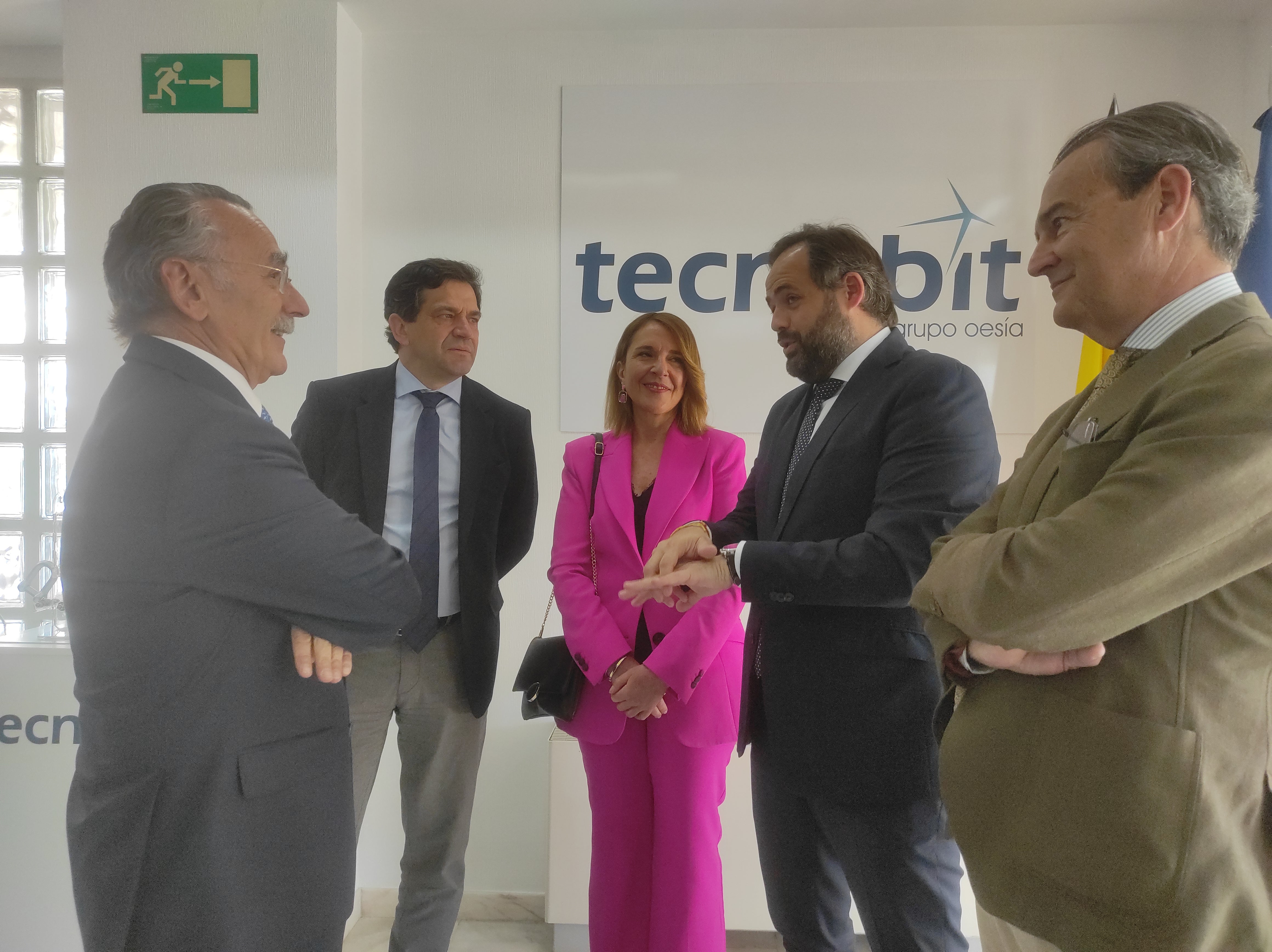 Núñez apuesta por el asentamiento en la región de empresas tecnológicas de vanguardia, como Tecnobit en Valdepeñas Núñez apuesta por el asentamiento en la región de empresas tecnológicas de vanguardia, como Tecnobit en Valdepeñas