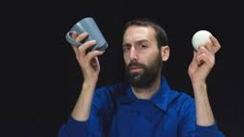 Edu Manazas. Showman.