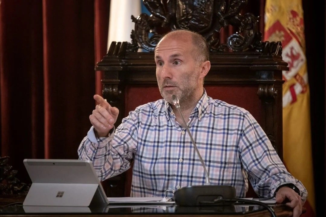 A tertulia de actualidade en Más de Uno Ourense A tertulia de actualidade en Más de Uno Ourense