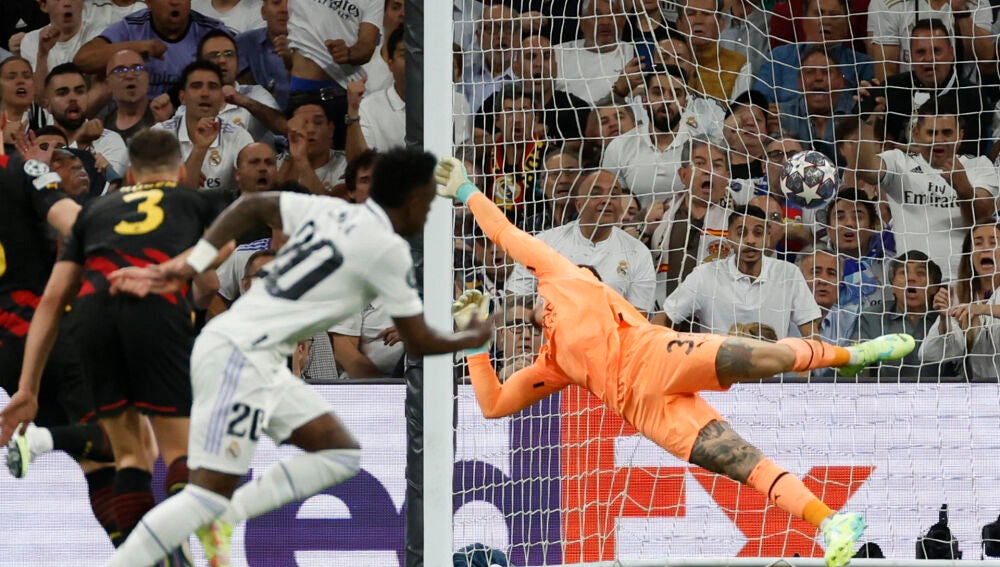 El gol de Vinicius contra el Manchester City.