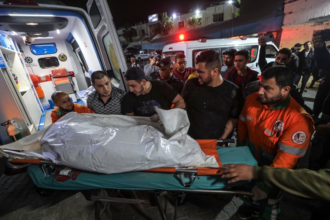 Al menos 13 muertos en Gaza en intensos bombardeos de Israel sobre la franja Al menos 13 muertos en Gaza en intensos bombardeos de Israel sobre la franja