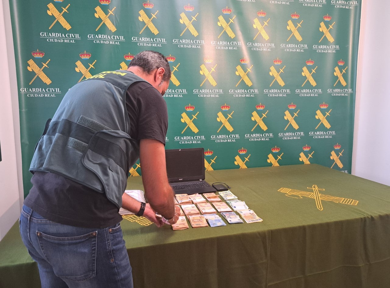 La Guardia Civil de Ciudad Real detiene a tres personas por fraude en las ayudas de la PAC La Guardia Civil de Ciudad Real detiene a tres personas por fraude en las ayudas de la PAC