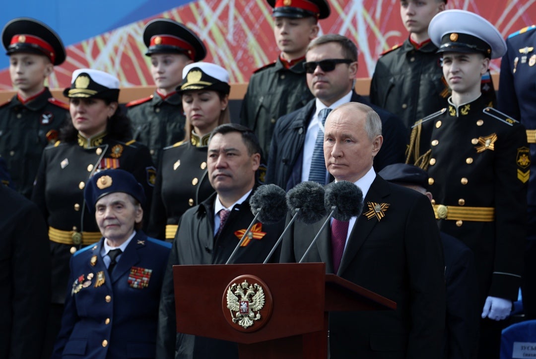 Putin carga contra Occidente y le acusa de desatar "una verdadera guerra" contra Rusia Putin carga contra Occidente y le acusa de desatar "una verdadera guerra" contra Rusia