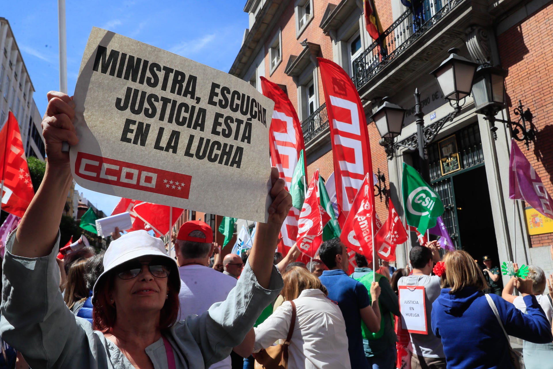 Los funcionarios de Justicia anuncian la huelga indefinida: "Tienen 10 días para evitar el colapso absoluto" Los funcionarios de Justicia anuncian la huelga indefinida: "Tienen 10 días para evitar el colapso absoluto"