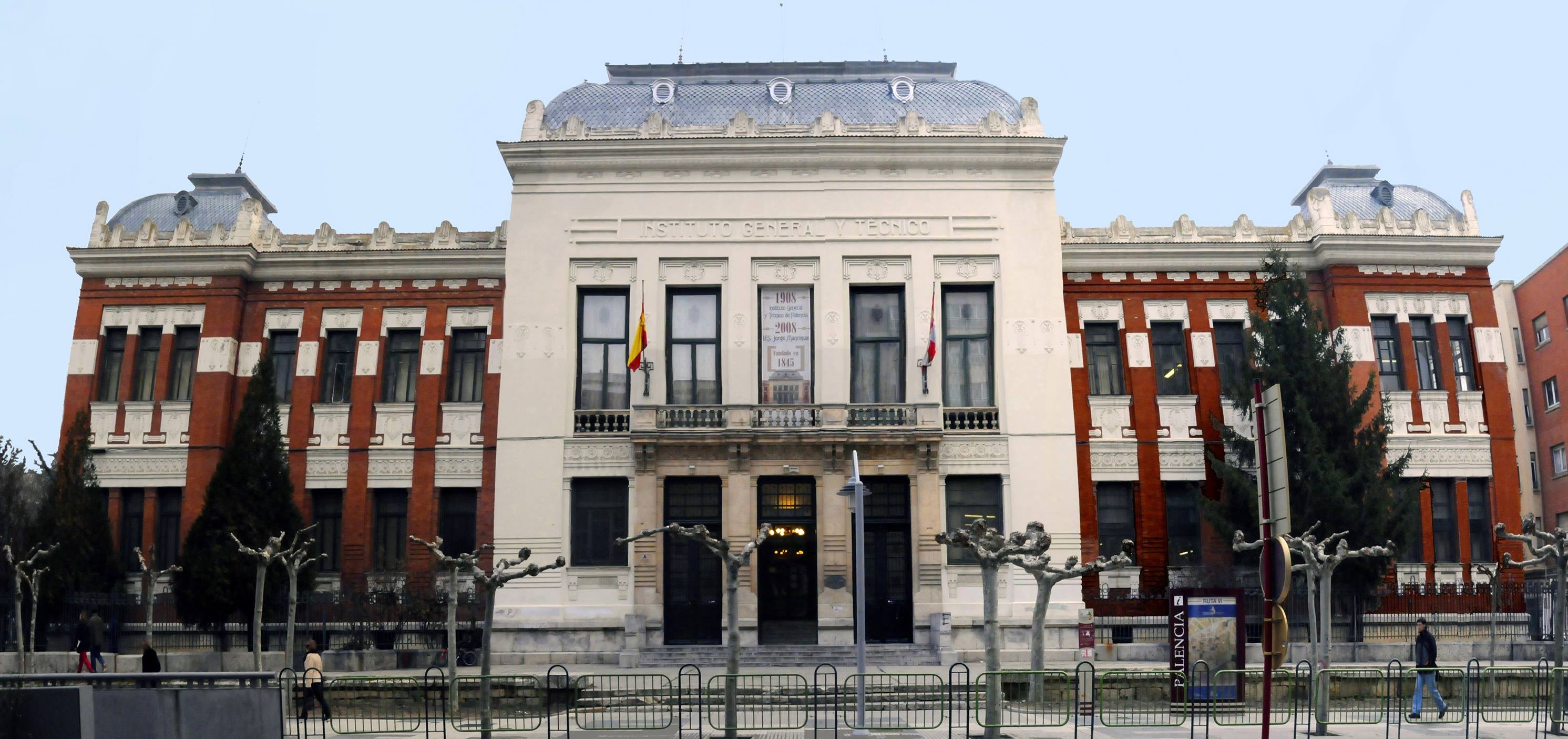 El Instituto Jorge Manrique oferta de 20 plazas en el Programa del Diploma del Bachillerato Internacional El Instituto Jorge Manrique oferta de 20 plazas en el Programa del Diploma del Bachillerato Internacional