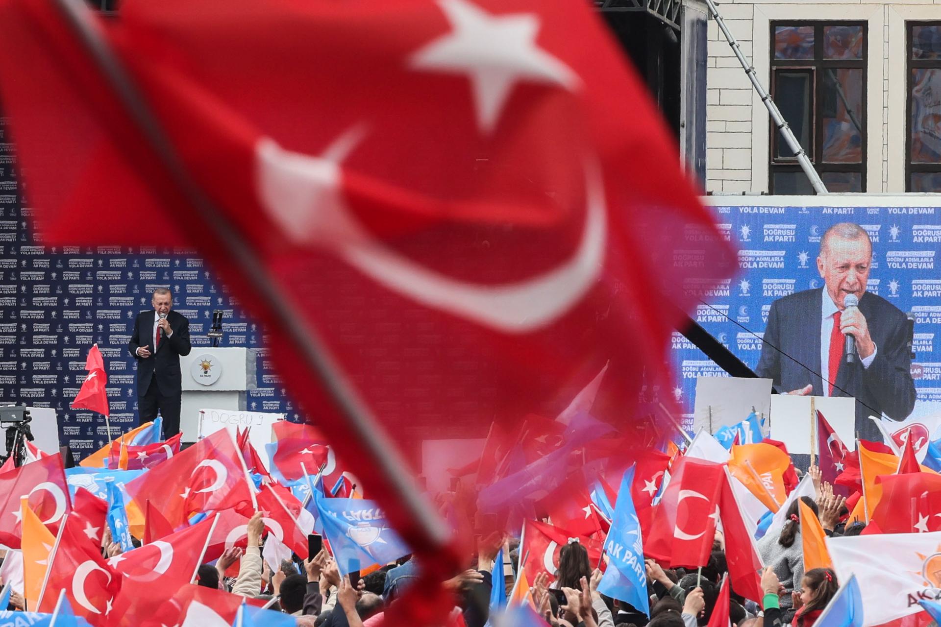 El Orden Mundial: elecciones en Turquía; por primera vez en 20 años Erdogán no tiene asegurada la continuidad El Orden Mundial: elecciones en Turquía; por primera vez en 20 años Erdogán no tiene asegurada la continuidad