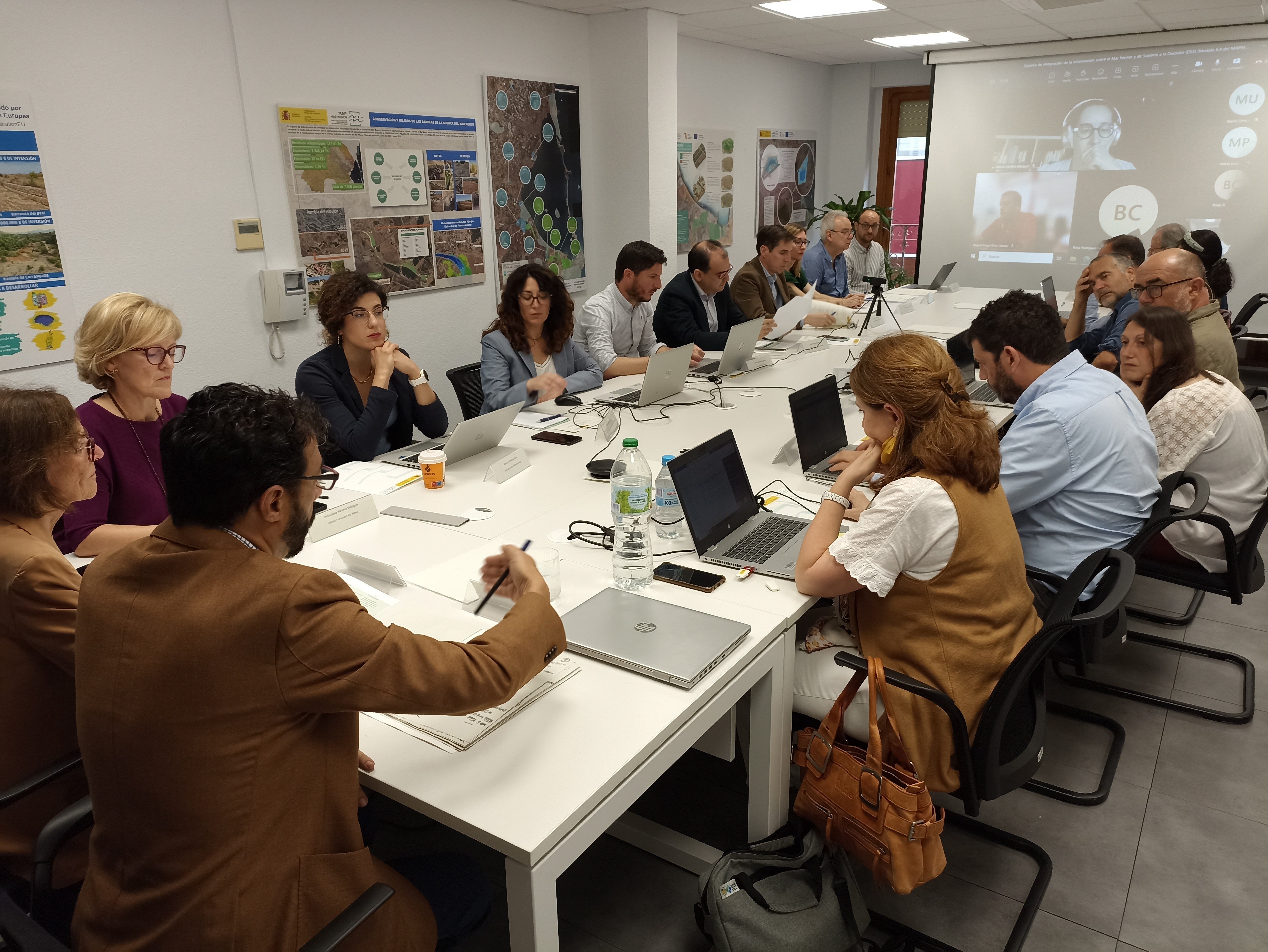 El MITECO impulsará la unificación de datos de los expertos para la recuperación del Mar Menor El MITECO impulsará la unificación de datos de los expertos para la recuperación del Mar Menor