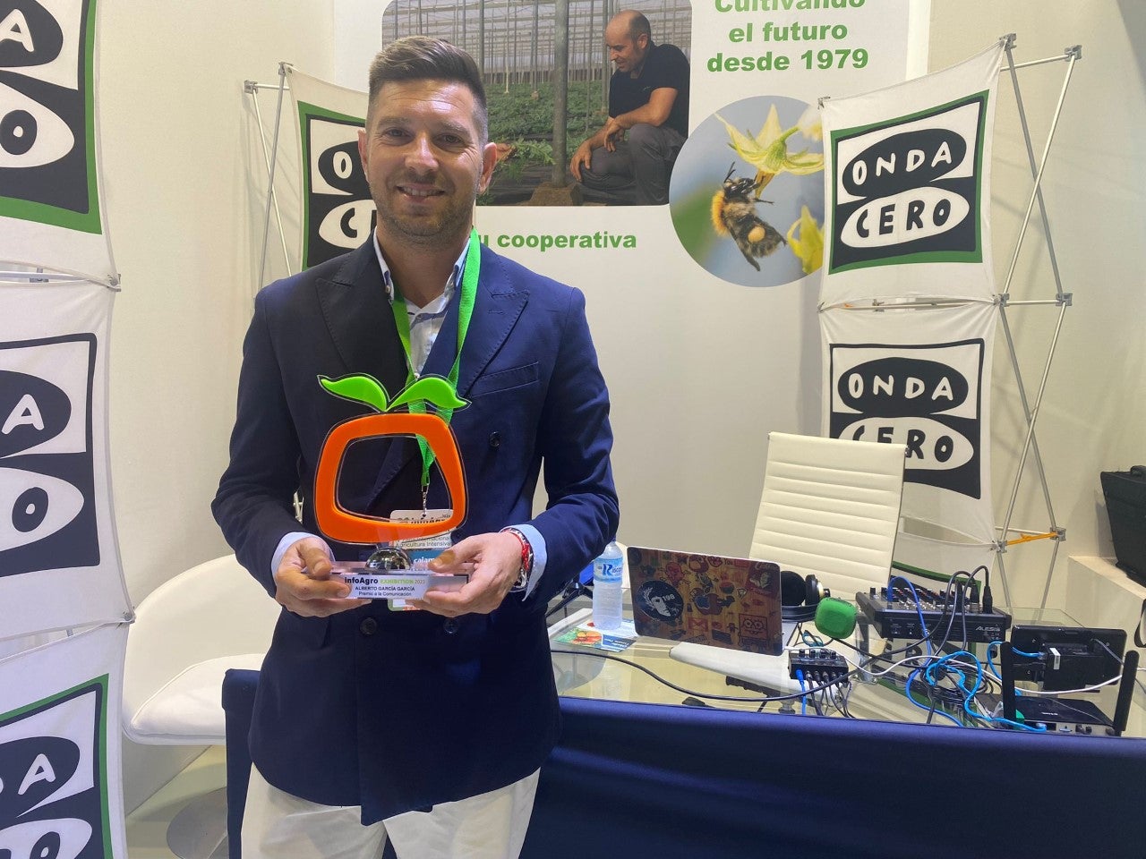 Alberto García: periodismo para hacer aún más grande y brillante la agricultura almeriense Alberto García: periodismo para hacer aún más grande y brillante la agricultura almeriense