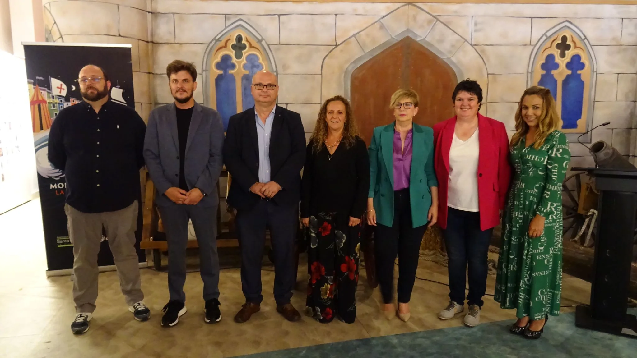 Presentaci&oacute;n de los Cargos de Moros y Cristianos en La Vila Joiosa