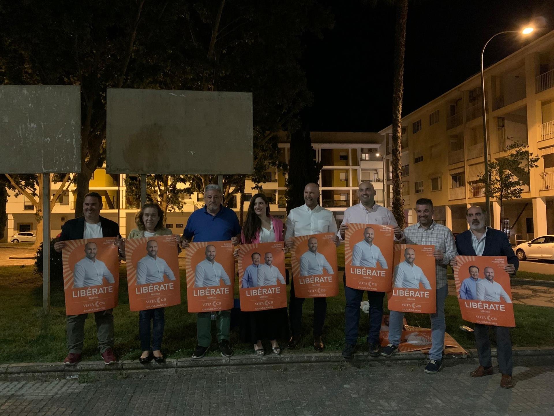 Humánez aboga por ser "bisagra de los polos opuestos" Humánez aboga por ser "bisagra de los polos opuestos"