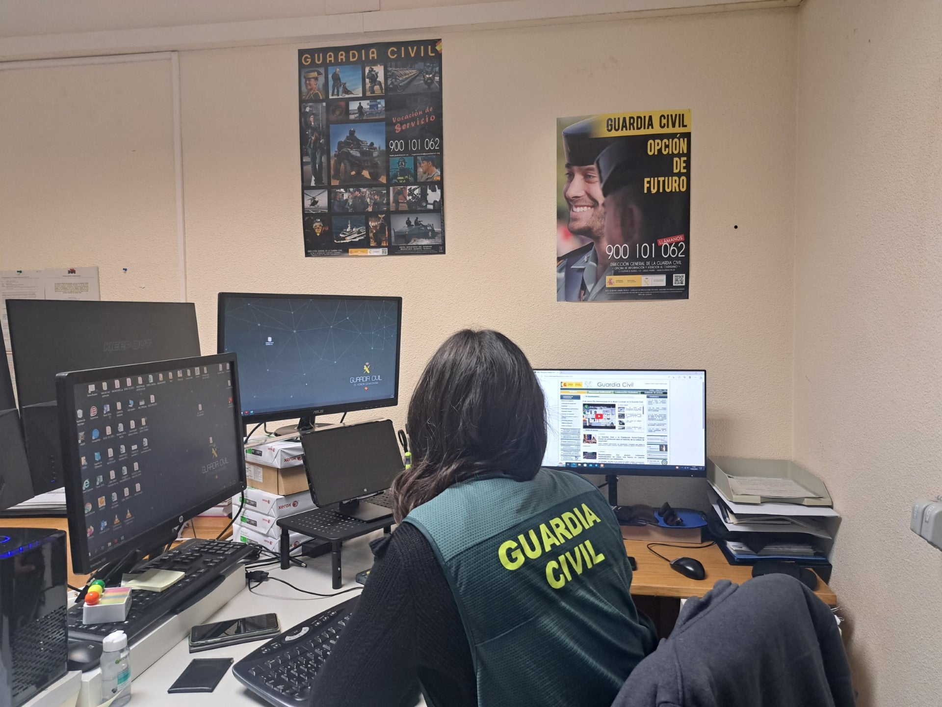 La Guardia Civil de Ciudad Real desarticula un grupo criminal que vendía de forma ilegal vehículos de renting a terceros países La Guardia Civil de Ciudad Real desarticula un grupo criminal que vendía de forma ilegal vehículos de renting a terceros países