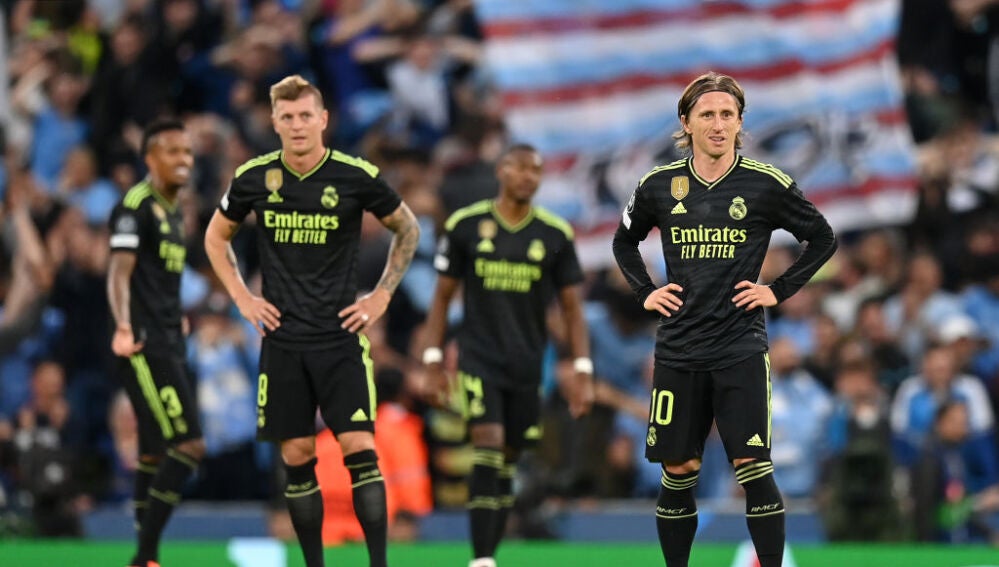 Kroos y Modric se lamentan tras el 2-0 del Manchester City