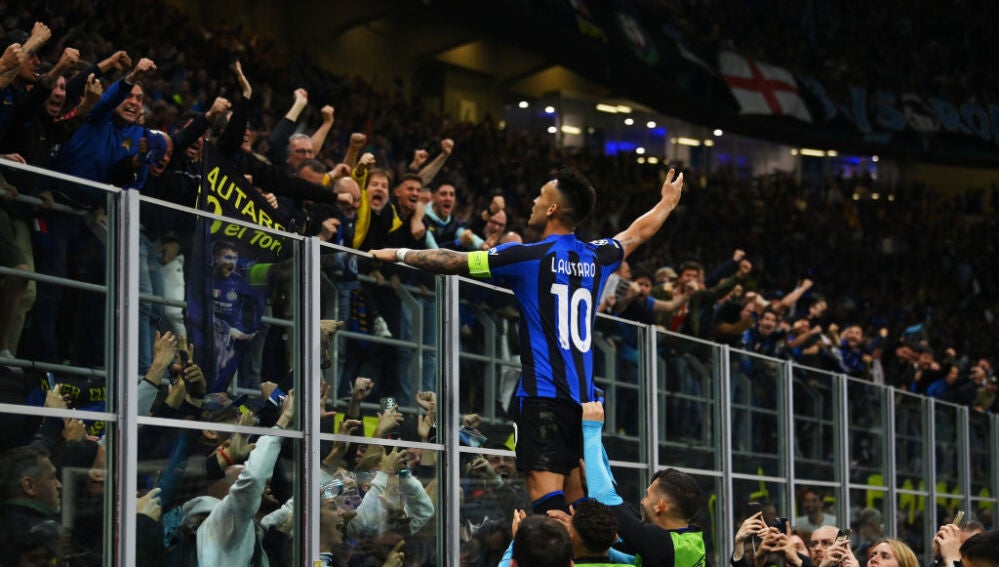 Lautaro Martínez celebra el pase a la final de Champions