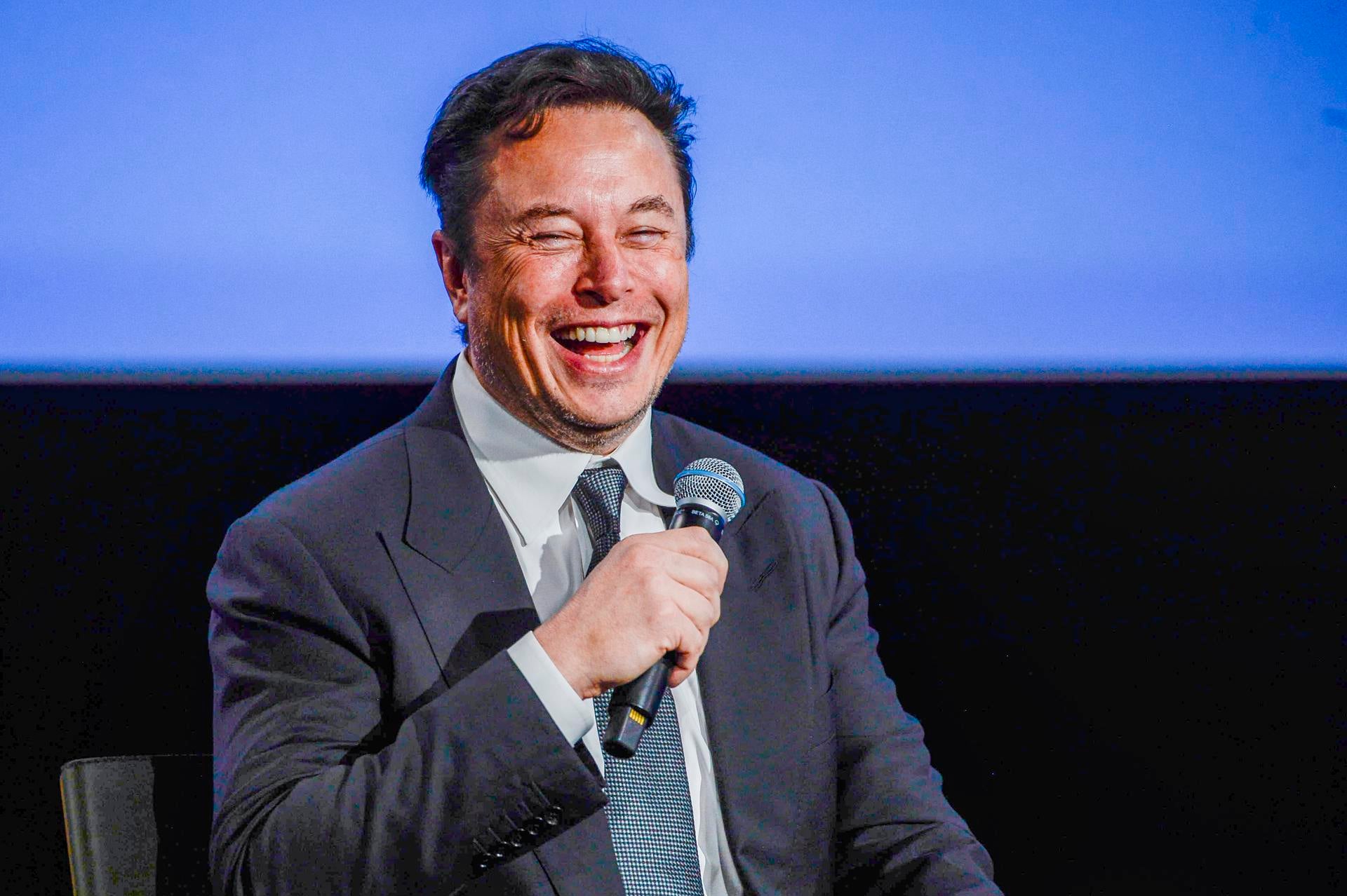 La polémica opinión de Elon Musk sobre el teletrabajo: "Es moralmente incorrecto" La polémica opinión de Elon Musk sobre el teletrabajo: "Es moralmente incorrecto"